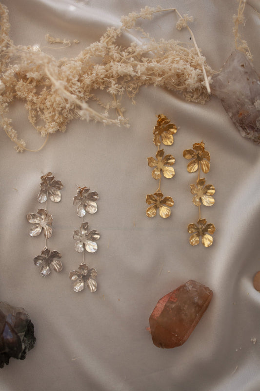 Daisy Chain Chandelier Earrings Gold