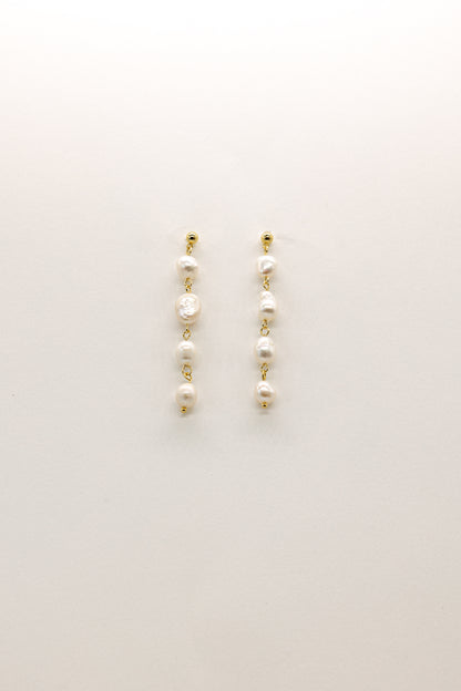 Eira Pearl Earrings