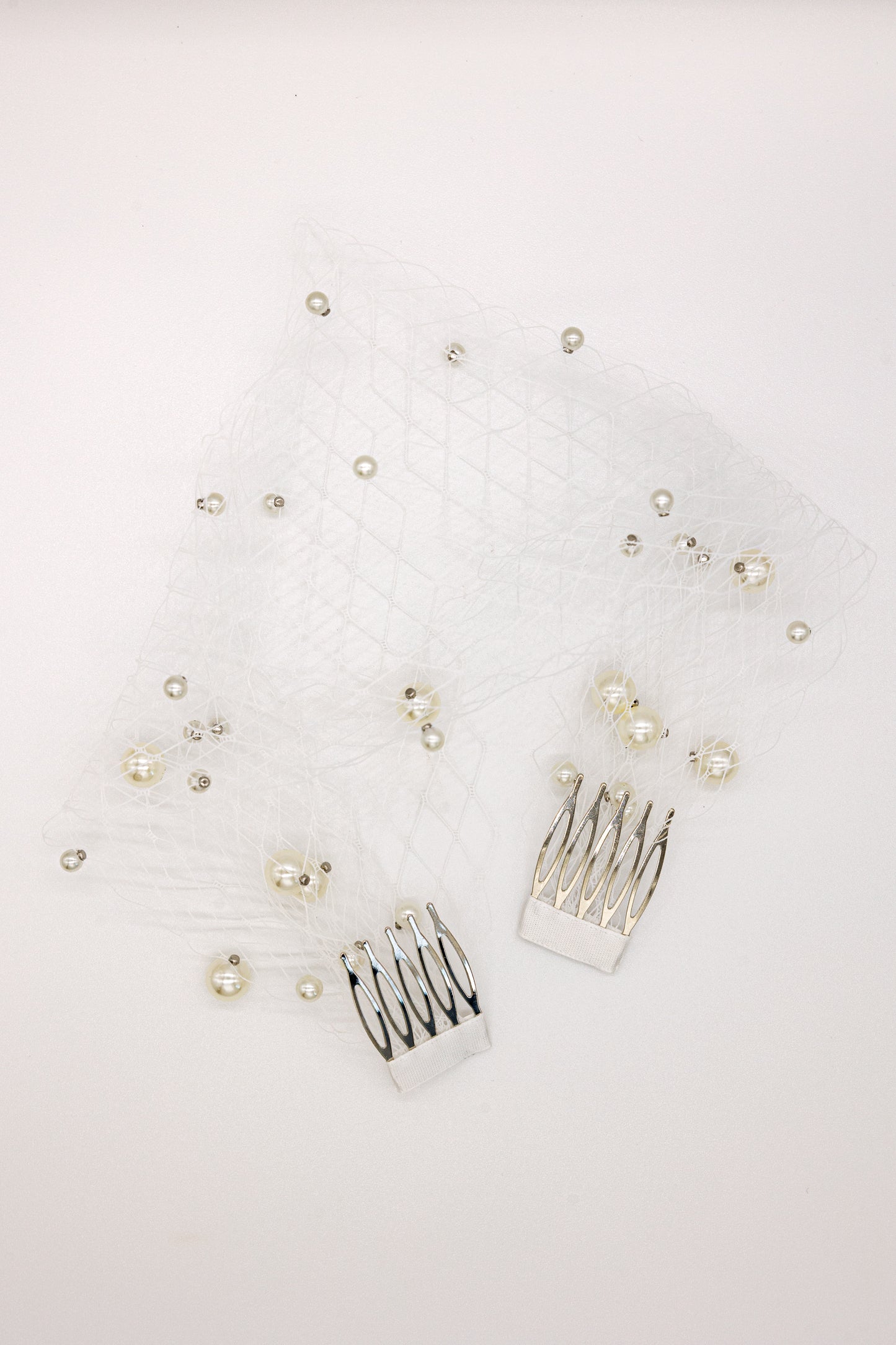 Ila Pearl Birdcage Veil