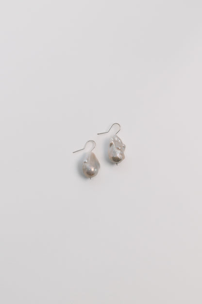 Raleigh Pearl Drop Earrings