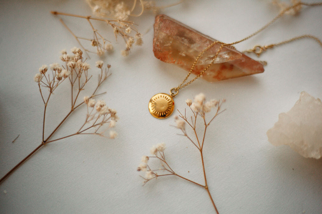 Solar Necklace Gold